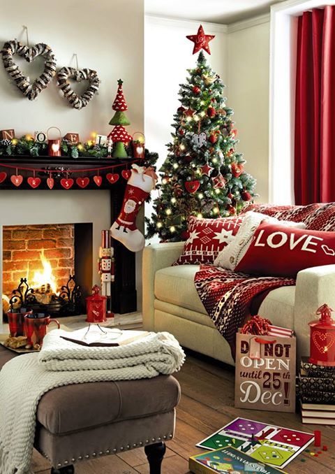 41 Christmas Decoration Ideas for Your Living Room -DesignBump